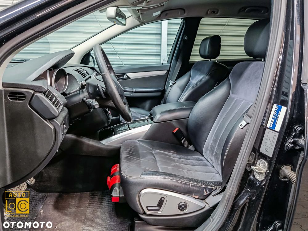 Mercedes-Benz Klasa R 320 CDI L 4-Matic - 13