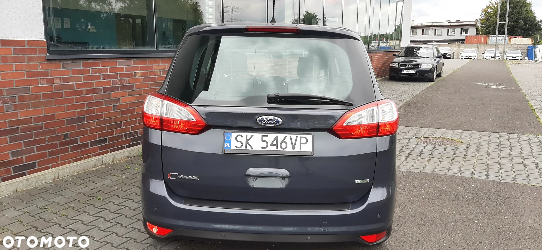Ford Grand C-MAX - 9