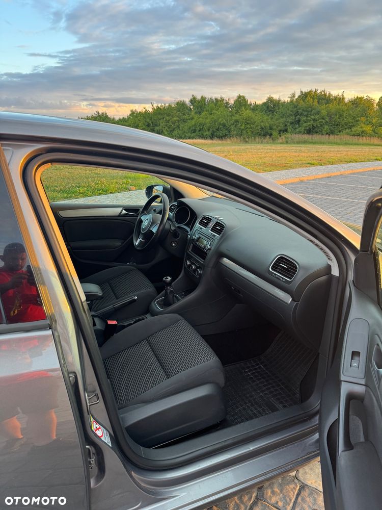 Volkswagen Golf 1.6 TDI BlueMot Comfortline - 12