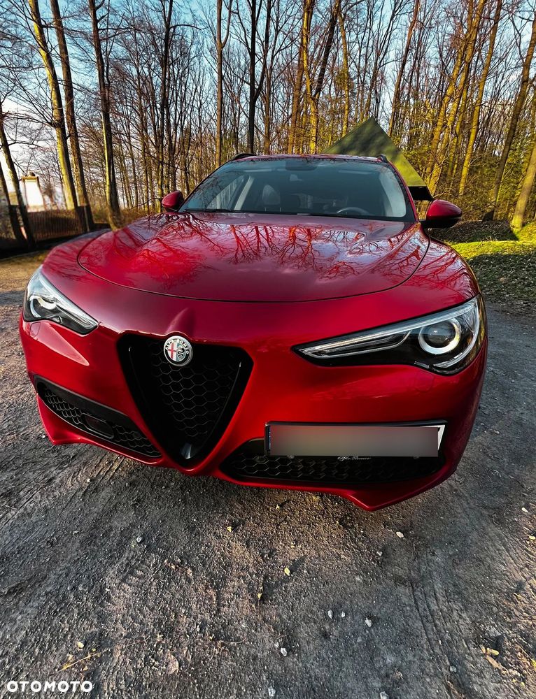 Alfa Romeo Stelvio 2.0 Turbo 16V AT8-Q4 Sprint - 1