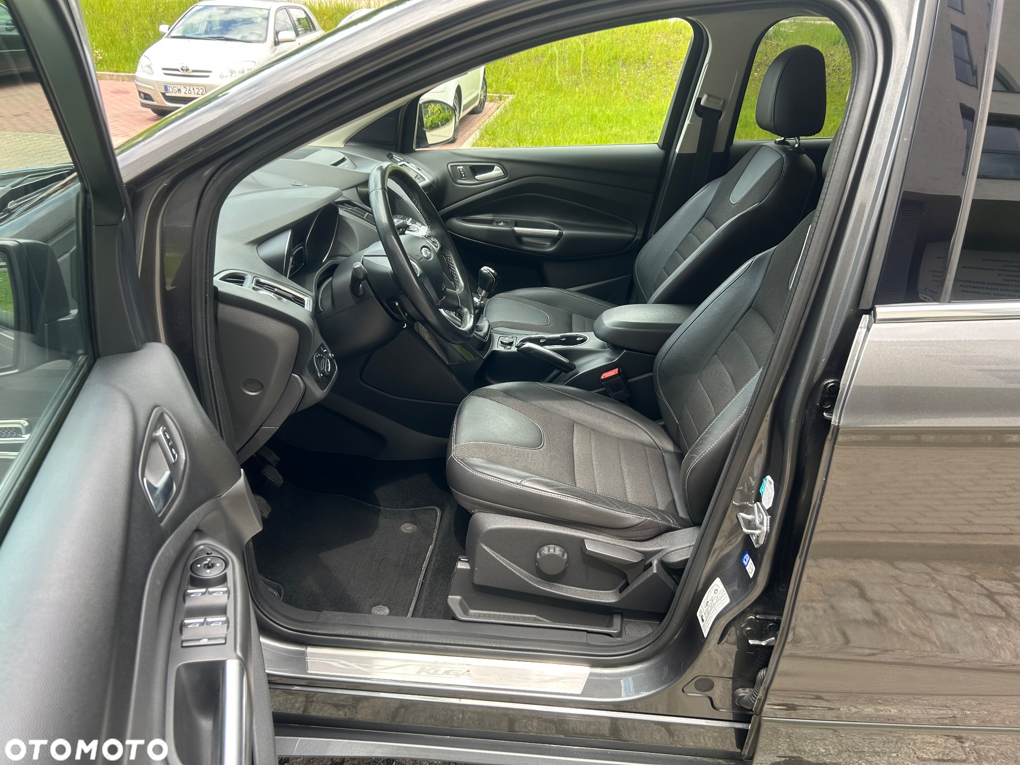 Ford Kuga 1.5 EcoBoost 2x4 Individual - 16