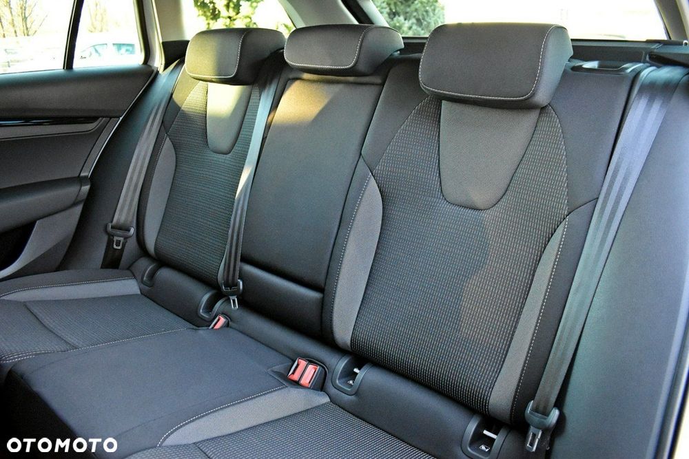 Skoda Octavia 1.5 TSI Selection - 13