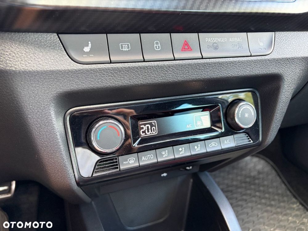 Skoda Fabia 1.0 TSI Monte Carlo - 21