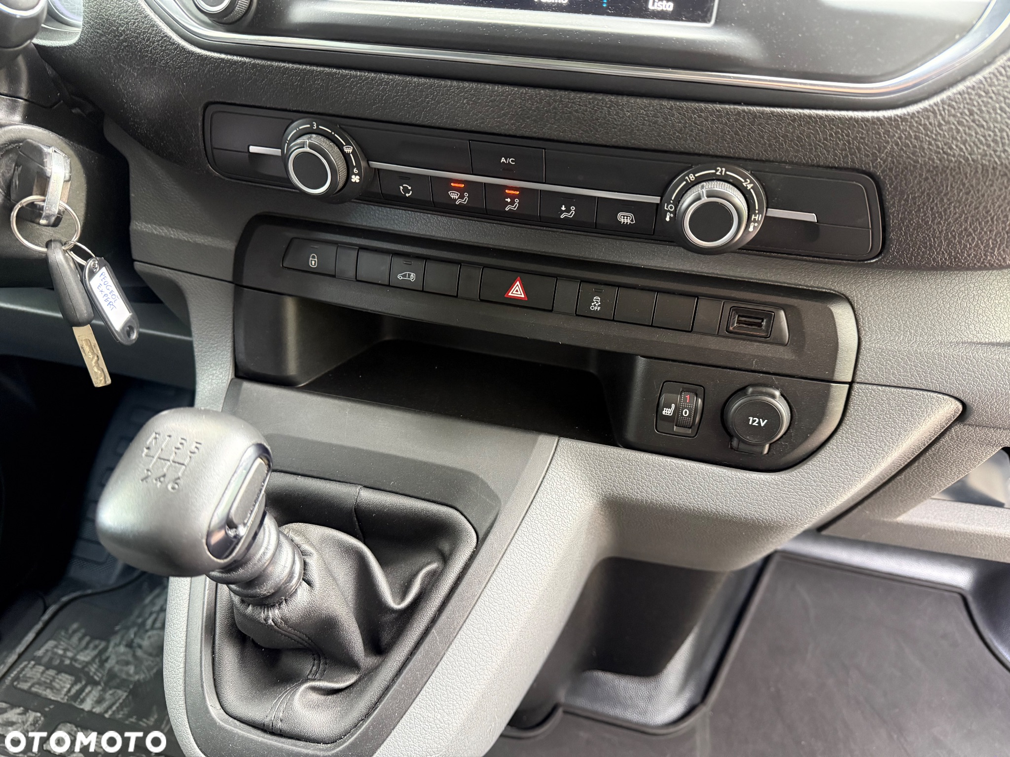Peugeot EXPERT L2H1 - 19