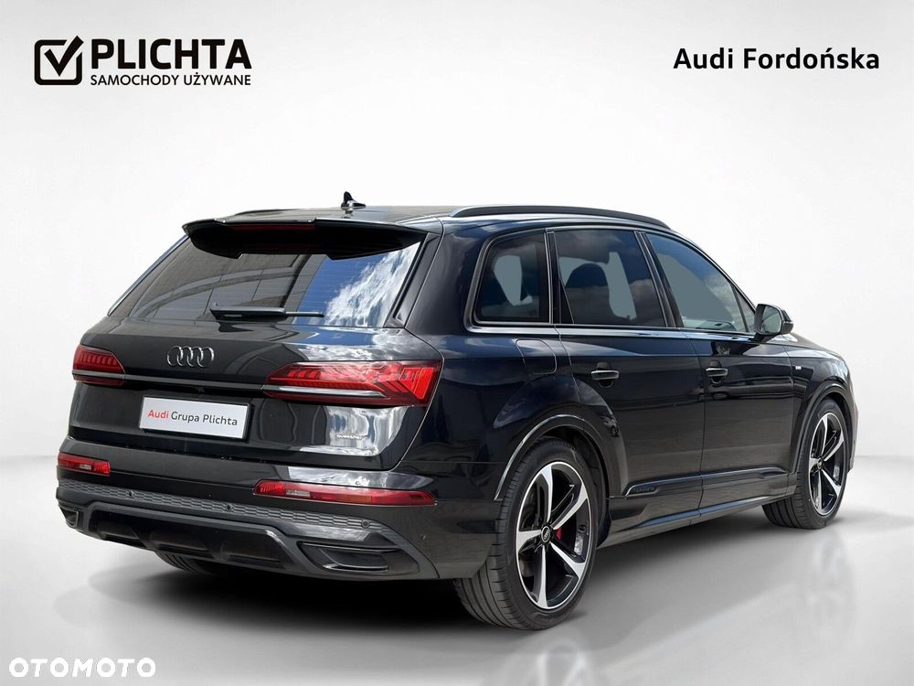 Audi Q7 - 7