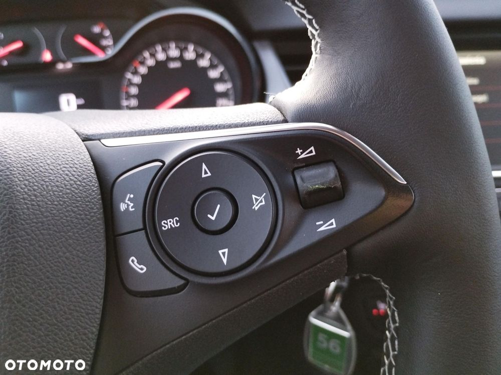 Opel Crossland X 1.2 Enjoy - 19