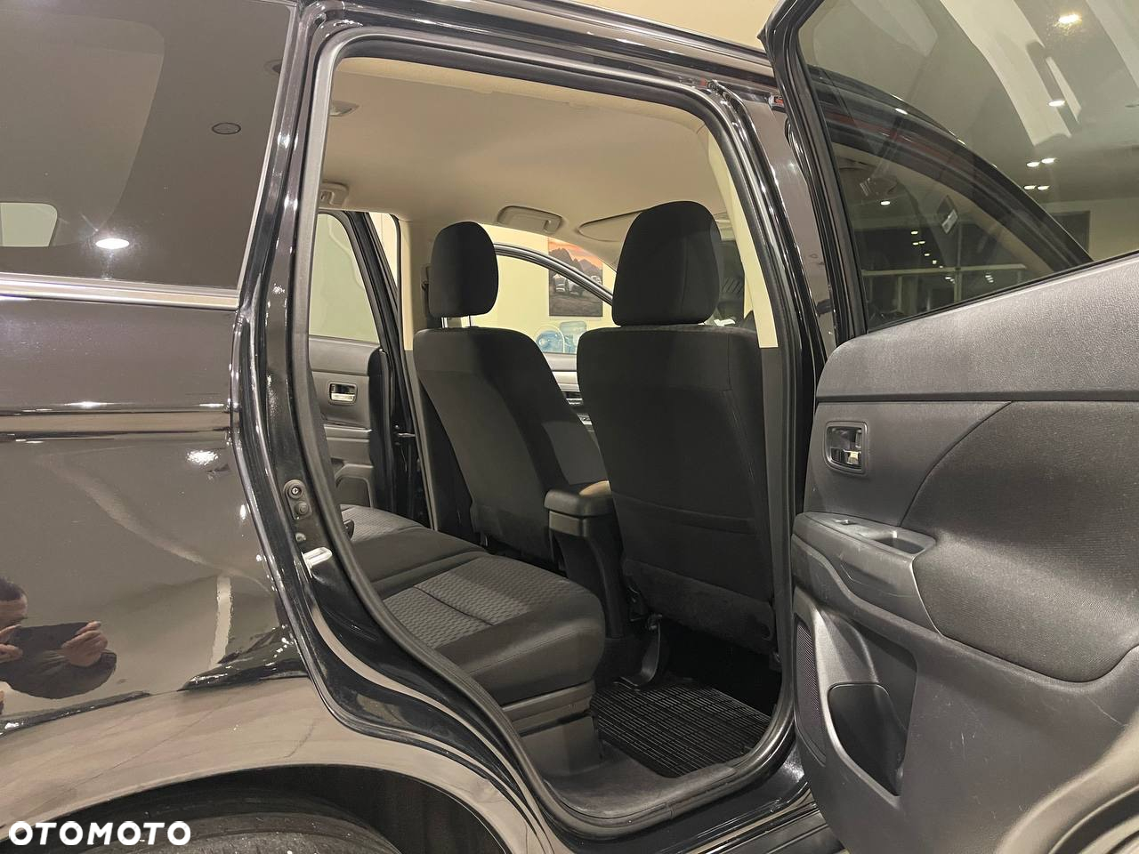 Mitsubishi Outlander 2.2 DI-D 4WD Diamant Edition - 33