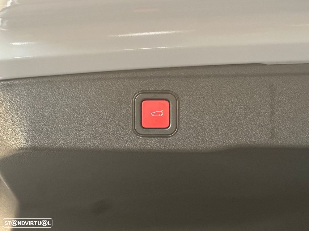 Jeep Avenger 1.2 GSE T3 Summit - 20