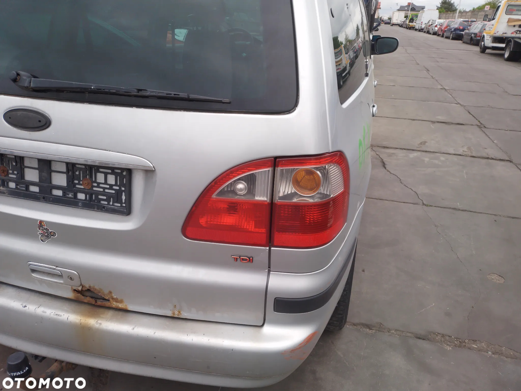 FORD GALAXY 00-06 1.9TDI 150KM KOLOR GV SCHOWEK DESKI ROZDZIELCZEJ ŚRODKOWY PRAWY - 3