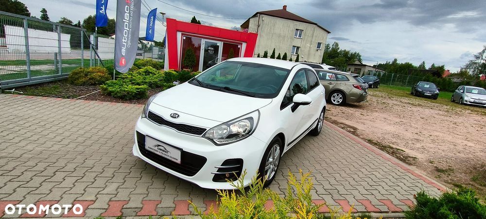 Kia Rio 1.2 L - 1