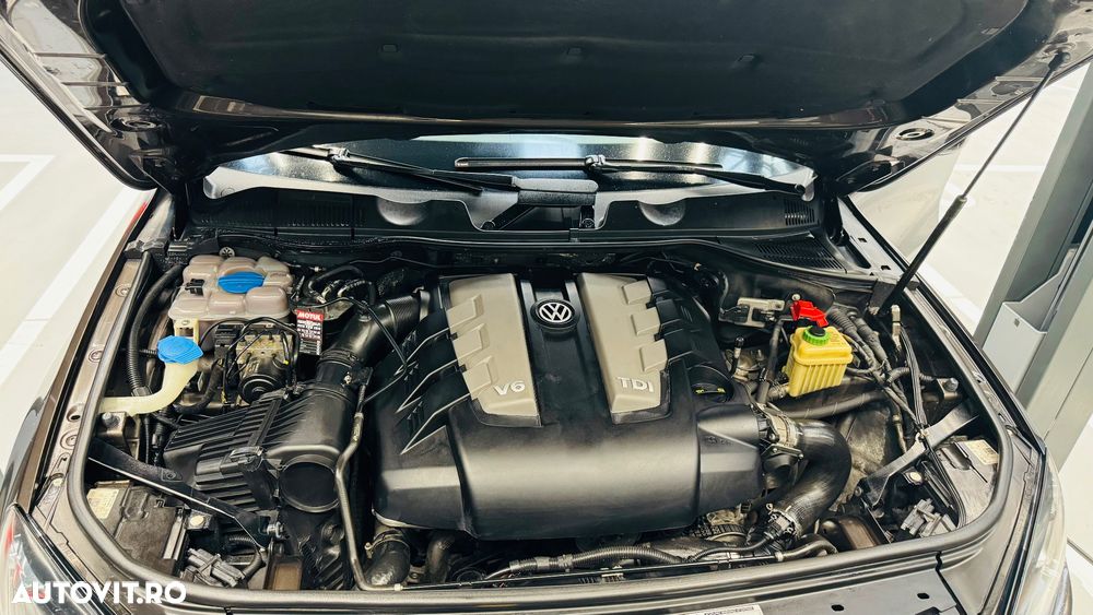 Volkswagen Touareg V6 TDI BMT Supreme Plus - 37