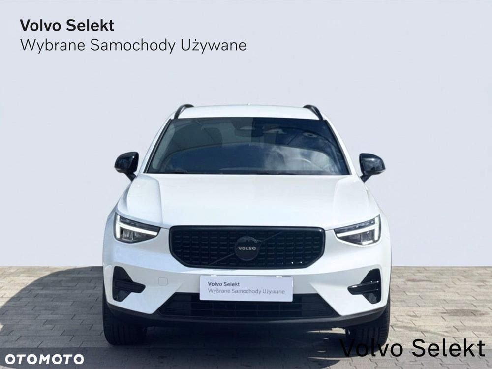 Volvo XC 40 - 3