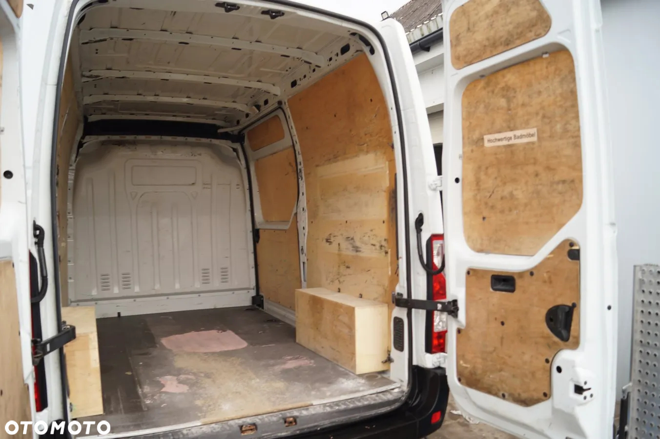 Nissan NV400 - 26