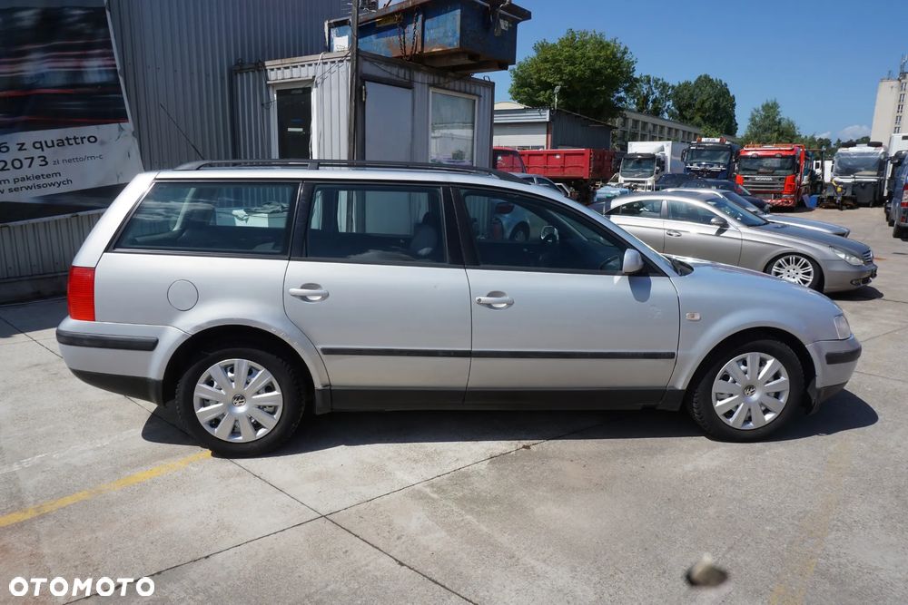 Volkswagen Passat - 5