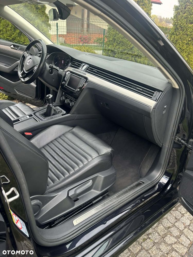 Volkswagen Passat 2.0 TDI BMT Highline - 12
