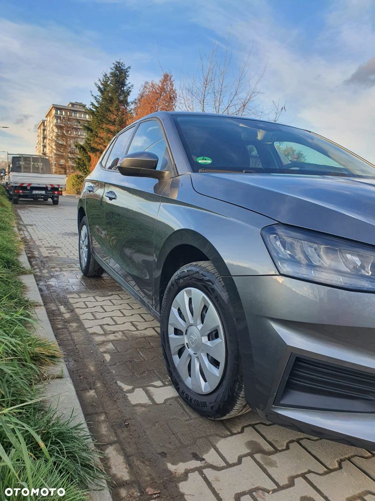 Skoda Fabia ver-1-0-tsi-ambition-dsg - 3