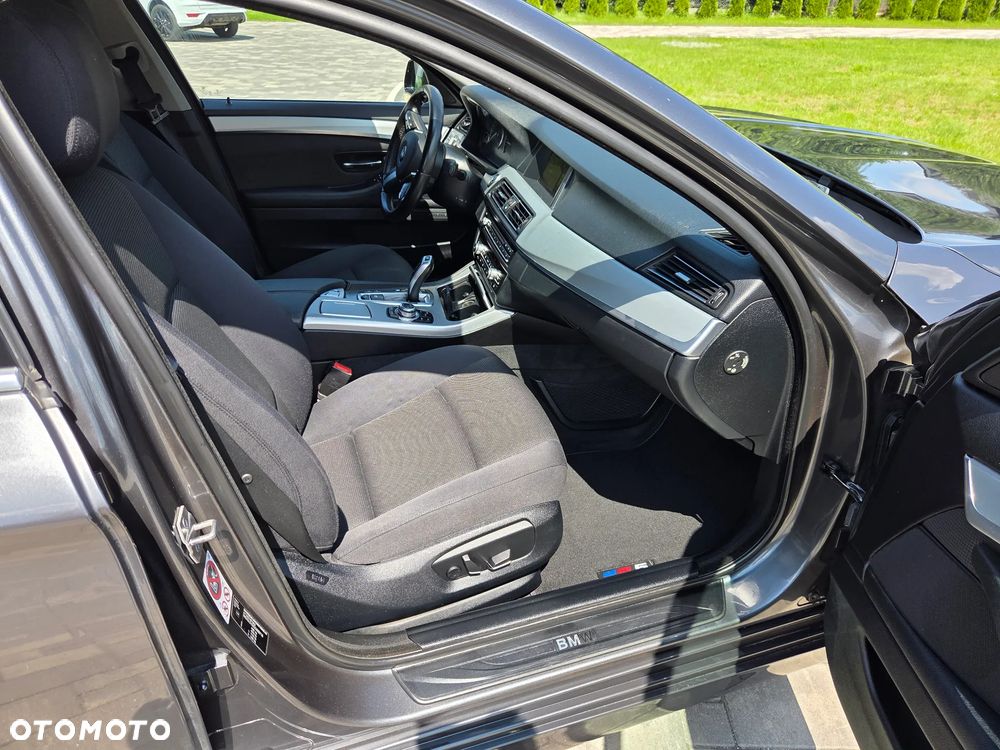 BMW Seria 5 520d xDrive Luxury Line - 21