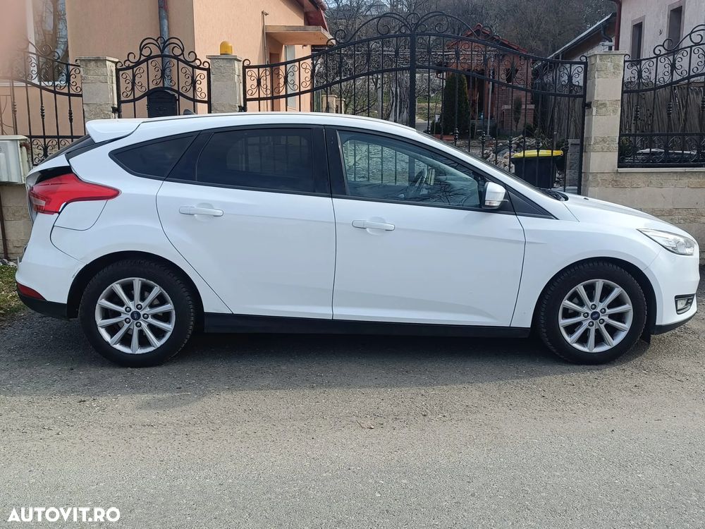 Ford Focus 1.0 EcoBoost Start-Stopp-System COOL&CONNECT - 3