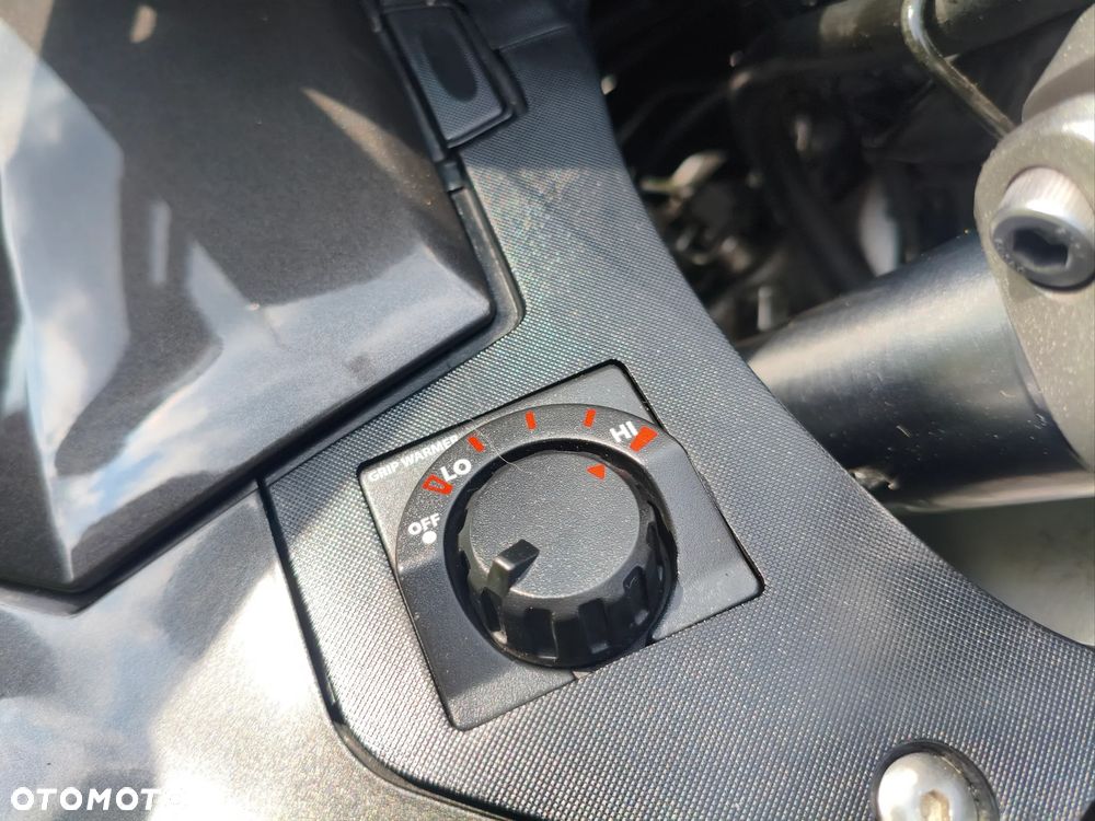 Yamaha FJR - 12