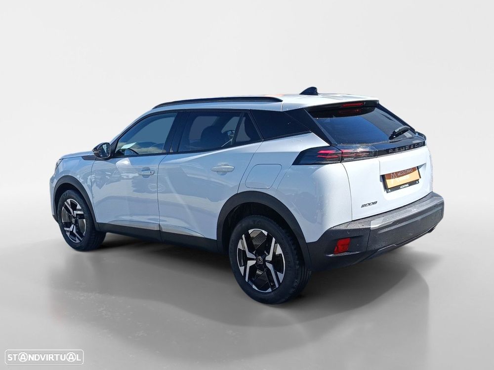 Peugeot 2008 1.2 PureTech Allure - 3