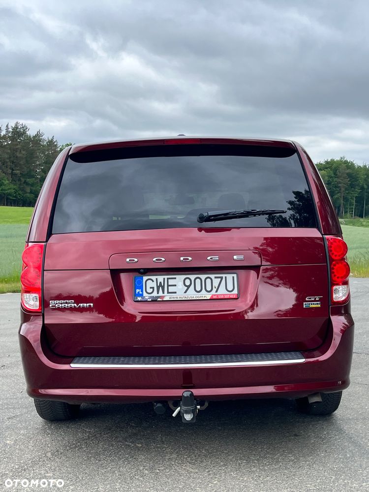 Dodge Grand Caravan 3.6 R/T - 13