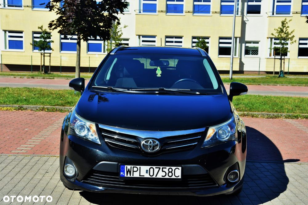 Toyota Avensis 2.0 D-4D Executive - 3