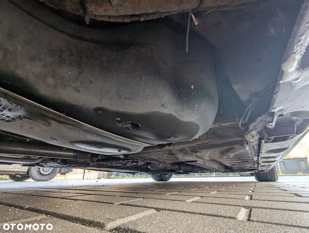 BMW Seria 3 323Ci - 15