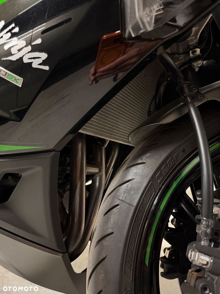 Kawasaki Ninja 1000 SX - 13