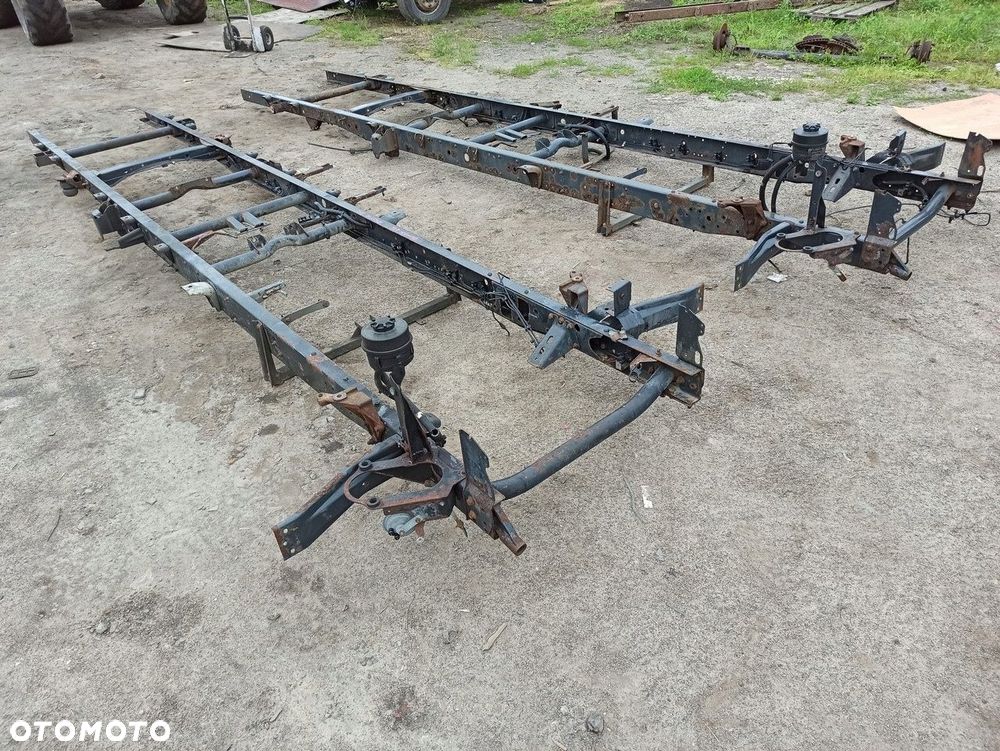 rama iveco daily 35s 99-14 dł. 5,50m rozstaw 3.30m - 11