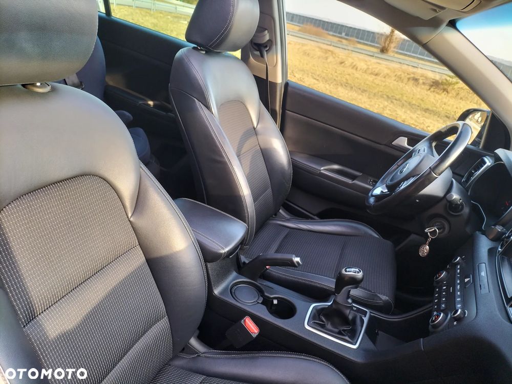 Kia Sportage 1.7 CRDI 2WD Spirit - 20
