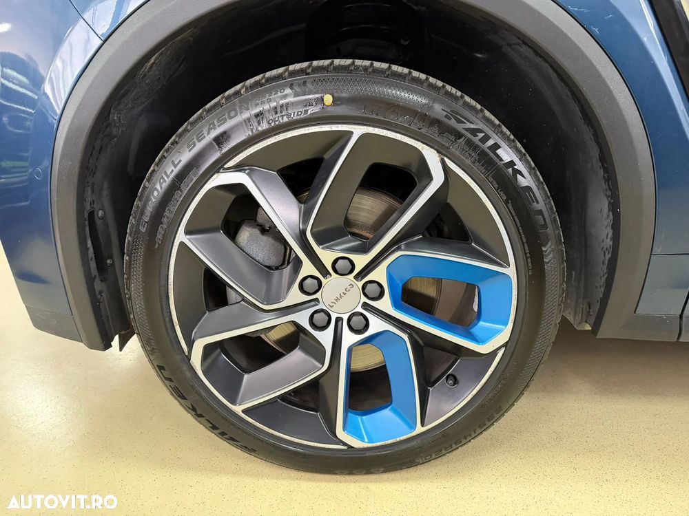 Lynk&Co 01 - 8
