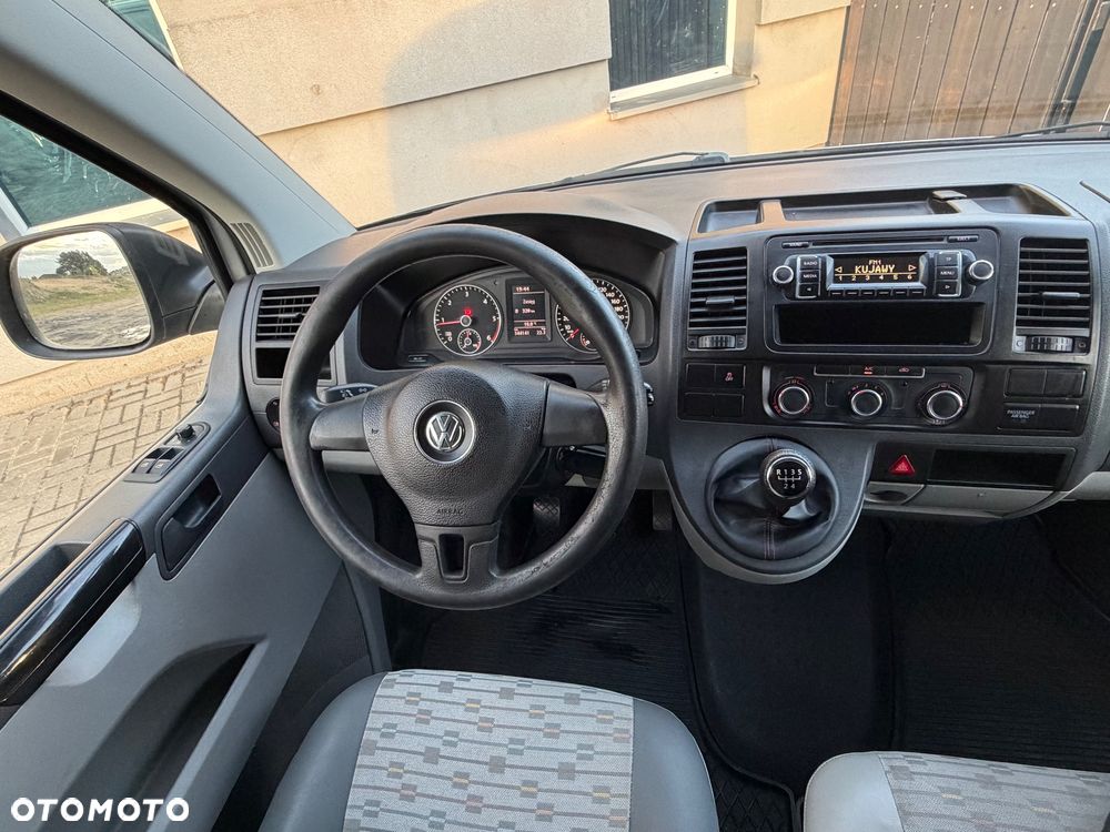 Volkswagen Transporter T5 - 27