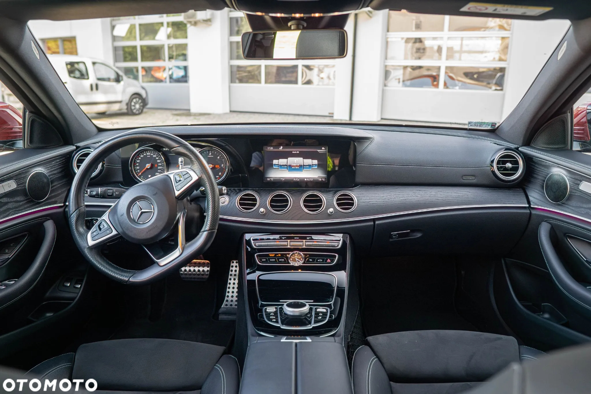Mercedes-Benz Klasa E 220 d 9G-TRONIC - 7