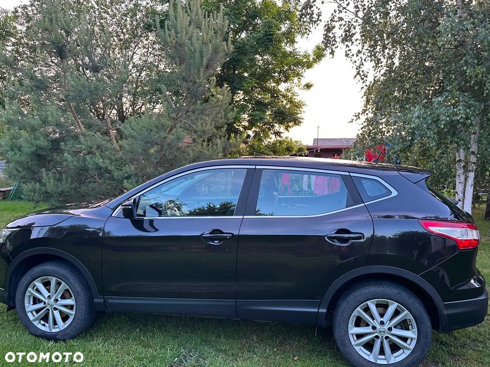 Nissan Qashqai 1.2 DIG-T N-Connecta EU6 - 9