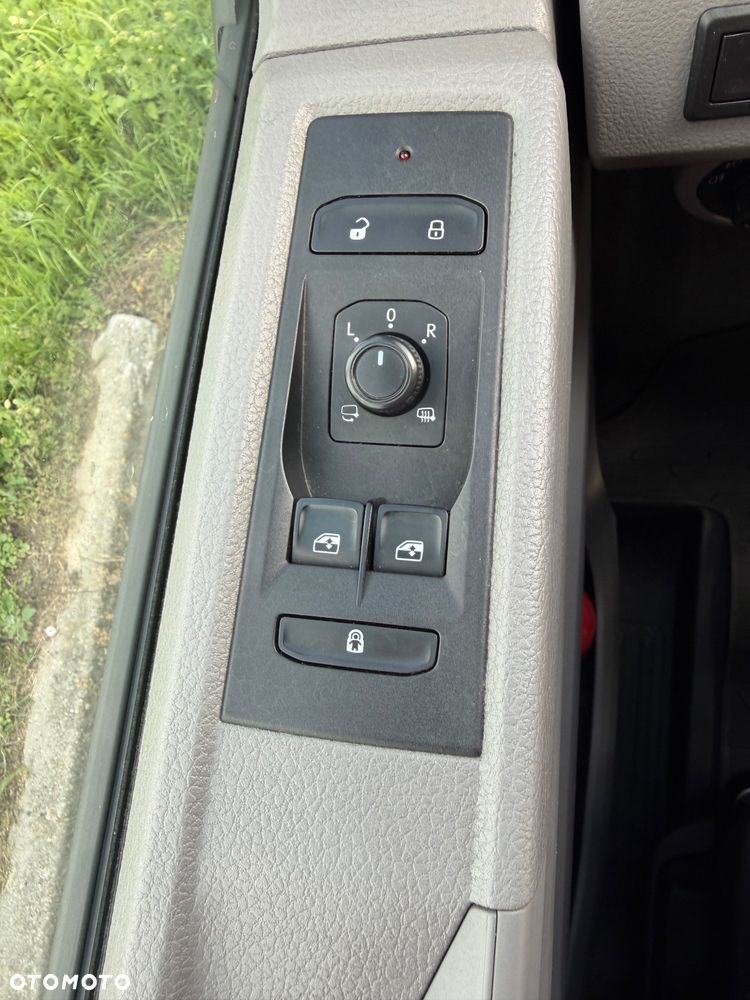 Volkswagen Caravelle 2.0 TDI L2 Highline - 7