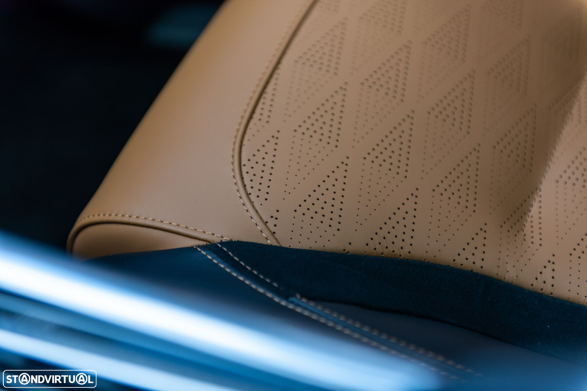 Land Rover Range Rover Sport 5.0 V8 S/C SVR Carbon Edition - 27