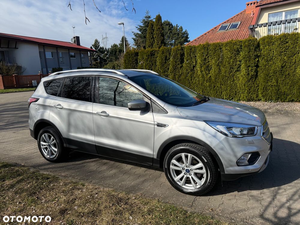 Ford Kuga - 1