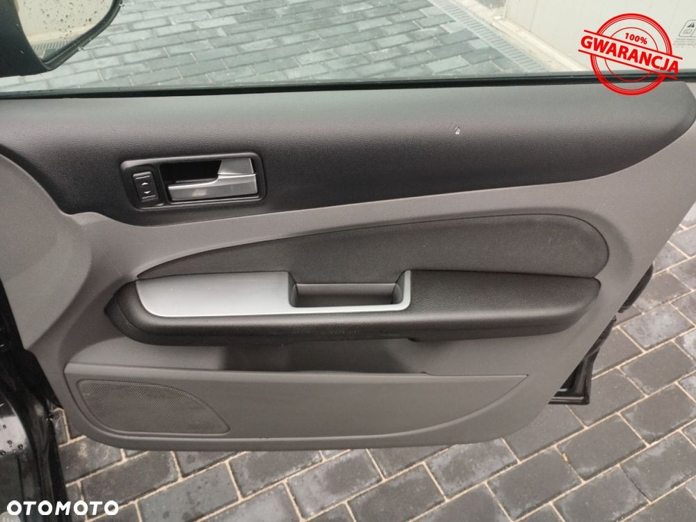 Ford Focus - 11