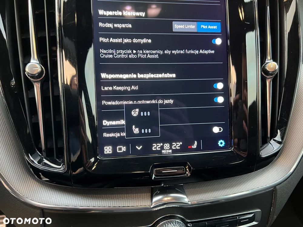 Volvo XC 60 B4 D Ultimate Dark - 35