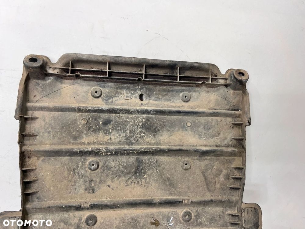 OSŁONA PŁYTA PODWOZIA AUDI A3 8V VOLKSWAGEN SEAT SKODA 5Q0825230H 99/26 - 4