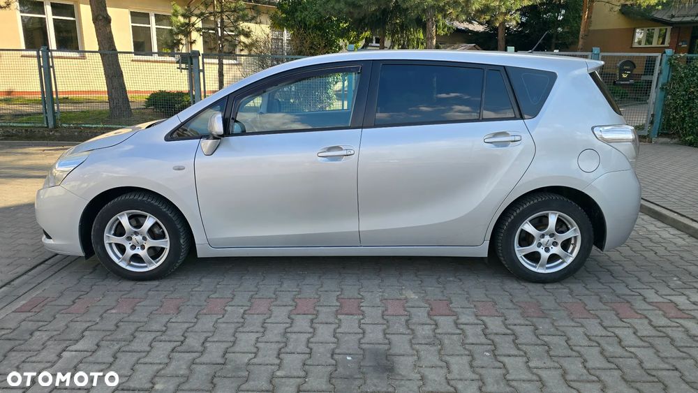 Toyota Verso 1.8 Sol 7os - 2