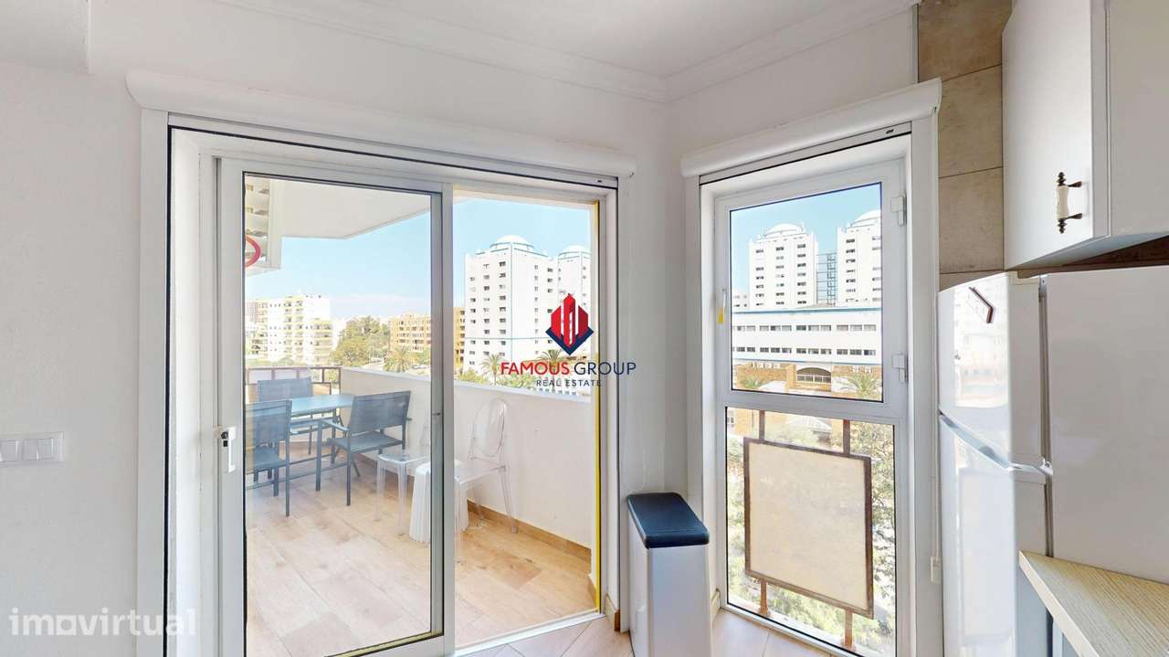 Apartamento T1 totalmente renovado, com garagem a 5 minutos a pé... - Grande imagem: 5/37