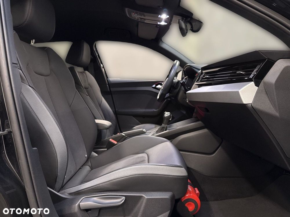 Audi A1 Sportback 40 TFSI S-Line S tronic - 15