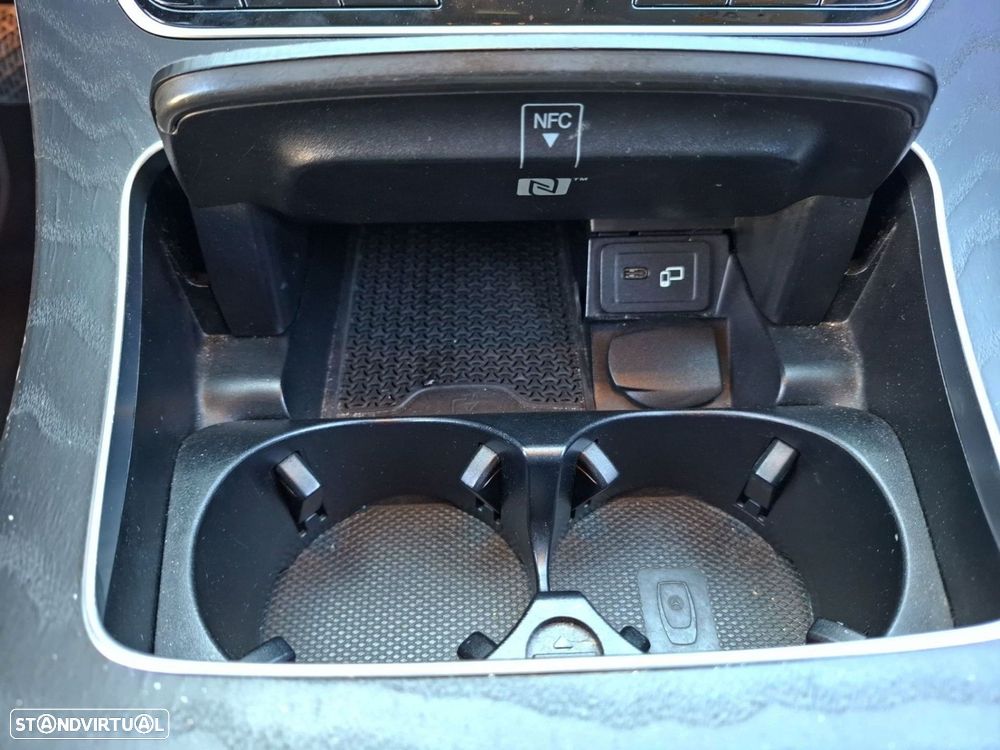 Mercedes-Benz E 220 d Avantgarde - 23