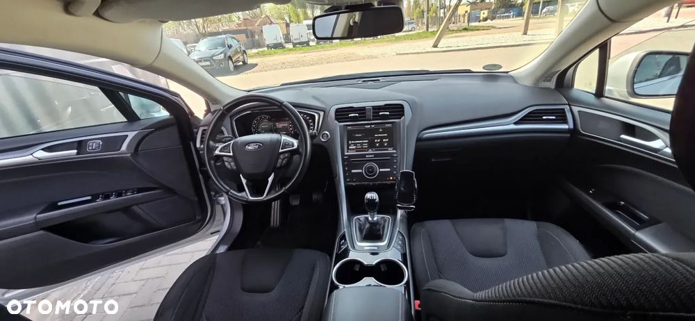 Ford Mondeo 2.0 TDCi STart-Stopp Titanium - 34