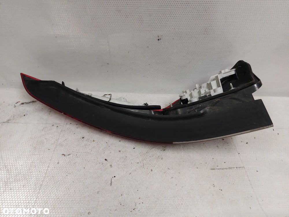 .  LAMPA TYL TYLNA LEWA VOLVO V50 LIFT - 4