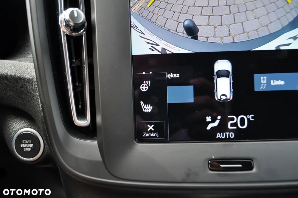 Volvo XC 40 T3 Momentum Core - 34
