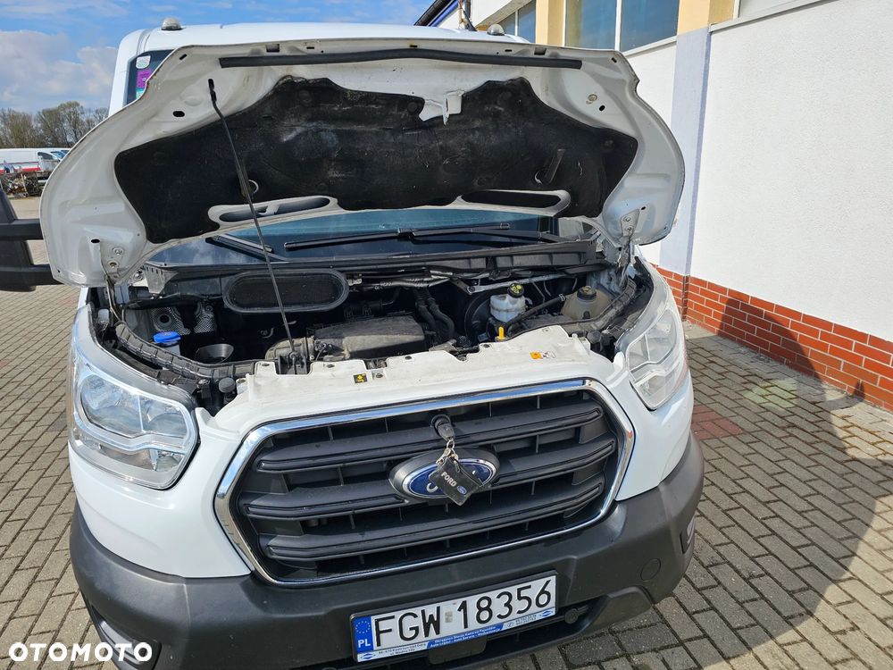Ford Transit - 18