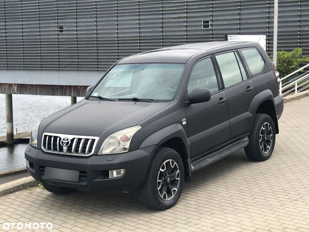 Toyota Land Cruiser - 12