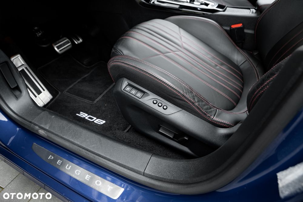 Peugeot 308 1.2 PureTech GT S&S EAT8 - 21